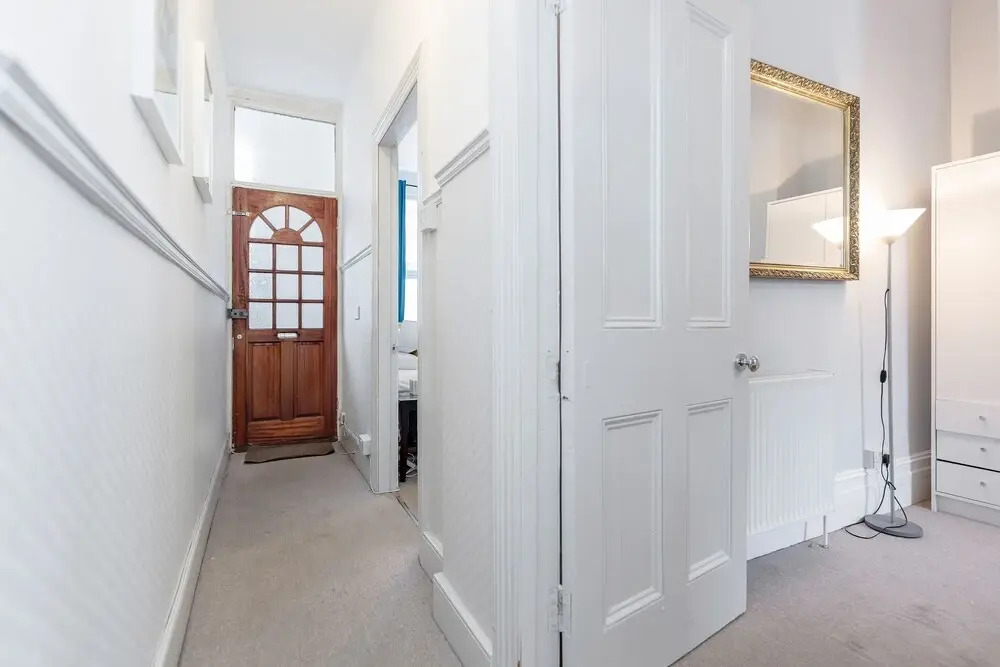 Clapham 2Bed with Patio by BaseToGo