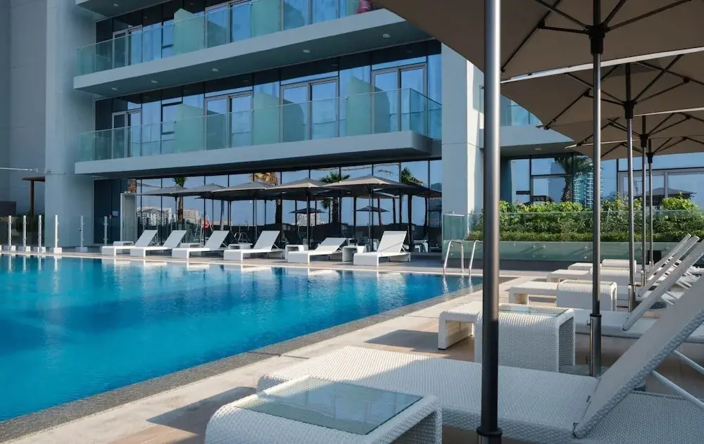 Aya - Elegant 1BR Retreat In The Heart Of JVC