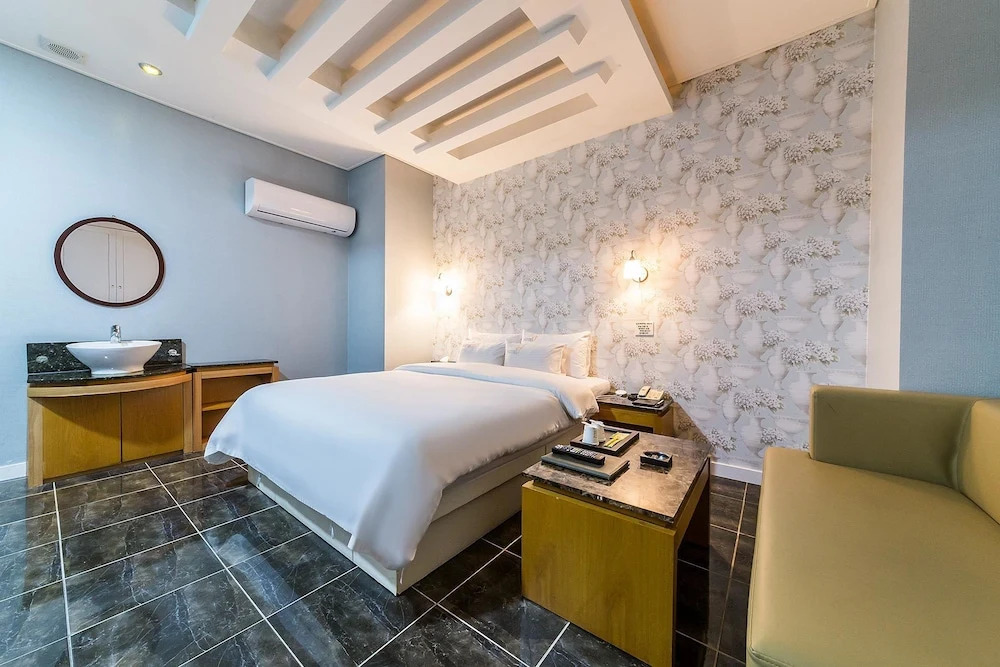 Bucheon Hotel CT