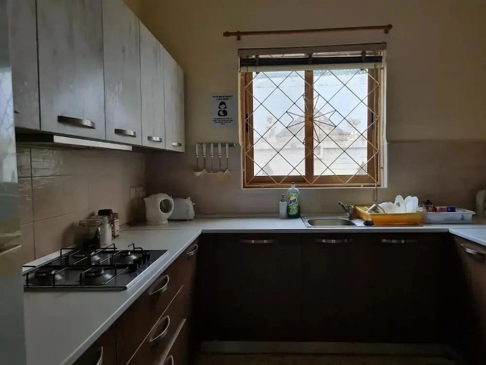 EEM student Guest House - shared rooms