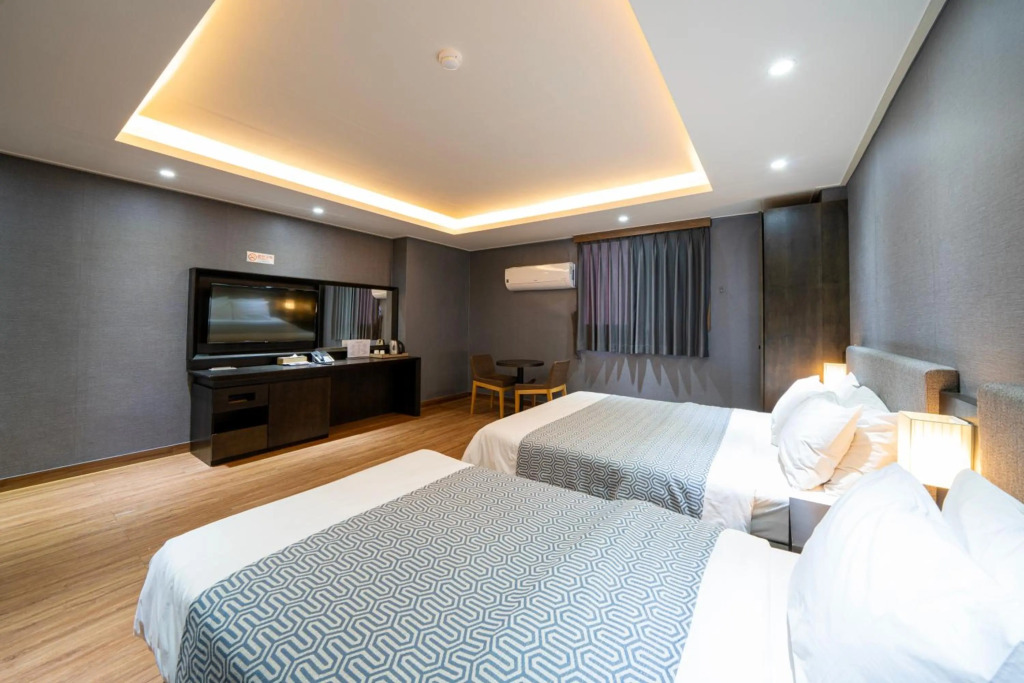 I-check Hyunjin Hotel