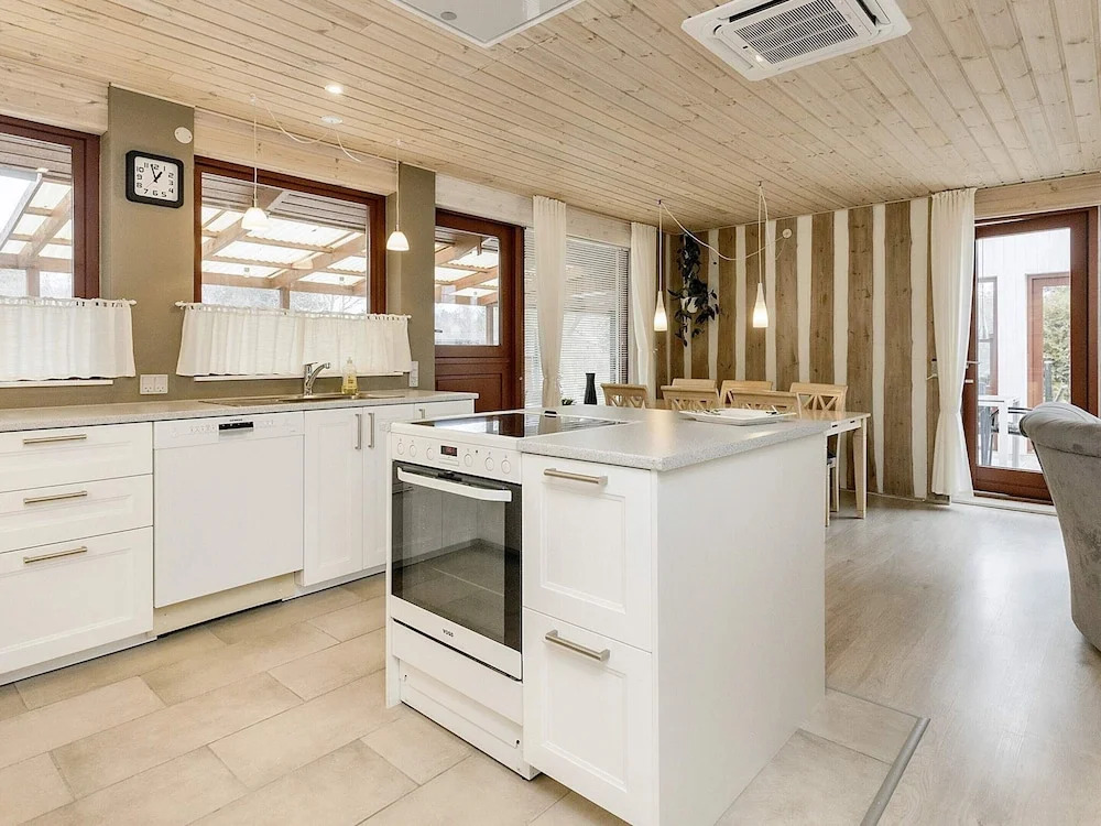 Relaxing Holiday Home in Lolland near Sea