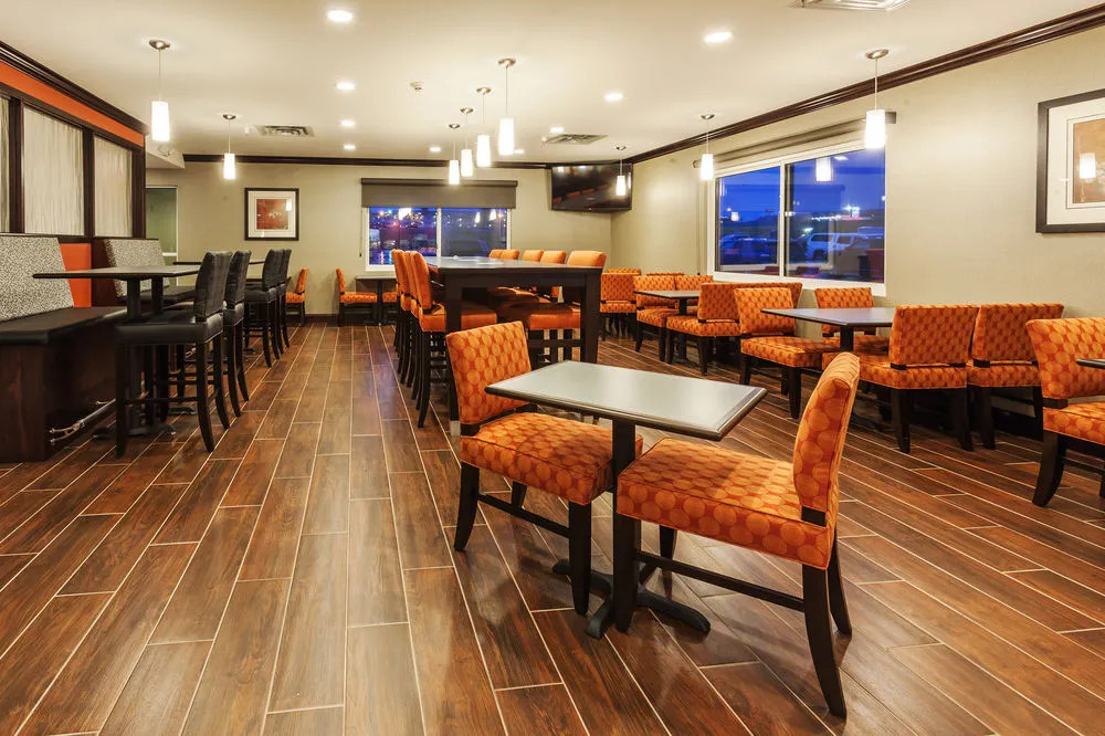 Holiday Inn Express & Suites Rapid City I-90 IHG