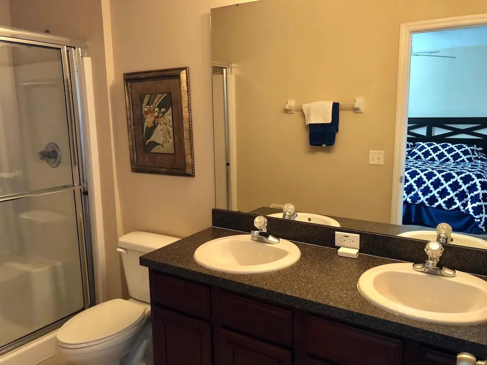 Four Bedroom Pool Home - 150 EP - Vusa