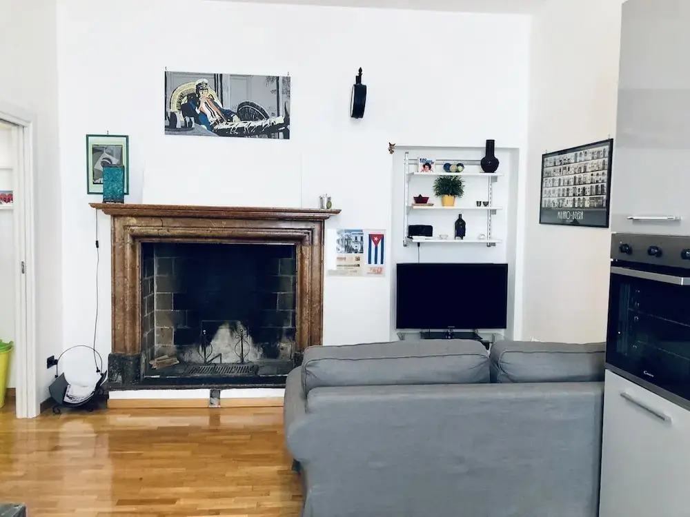 Bocconi apartment