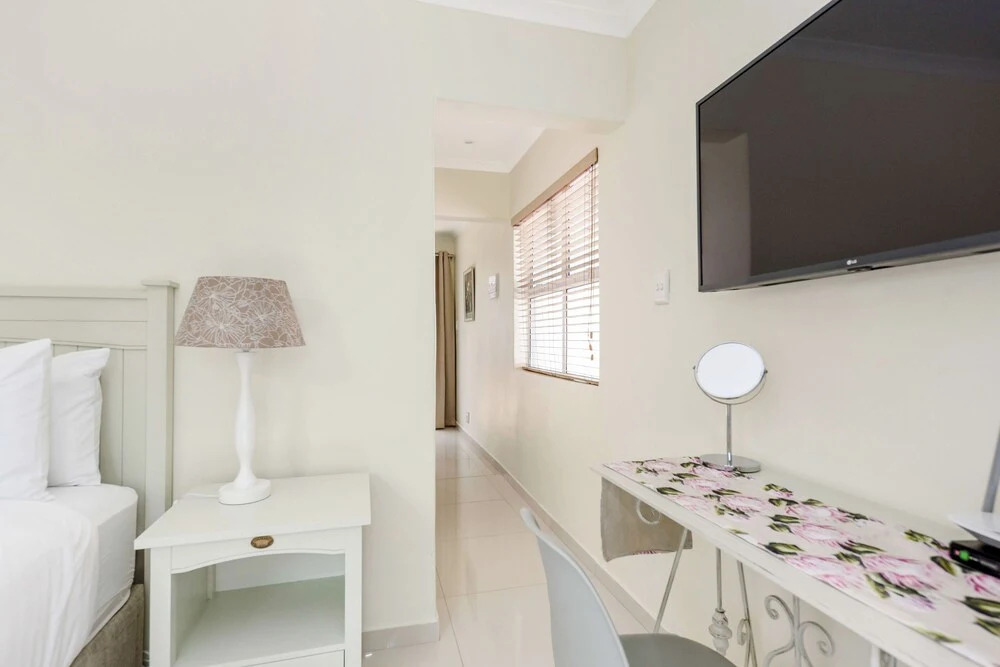 Woodland Manor 9