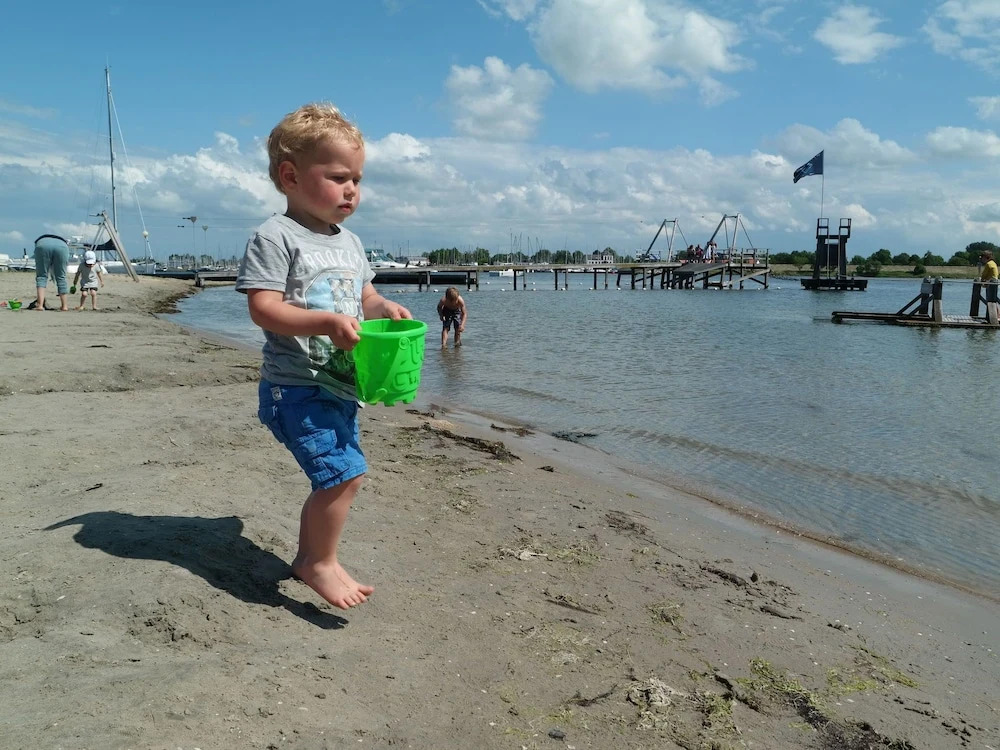 Comfortable villa with a dishwasher, at the Veerse Meer