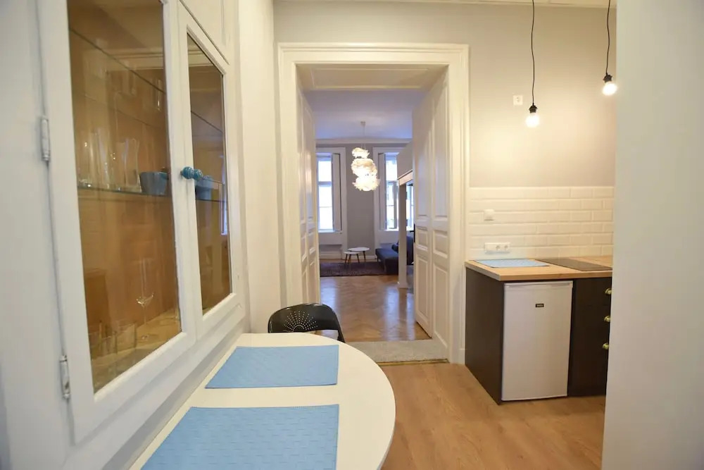 Hi5 Apartments - Ruin Bar District