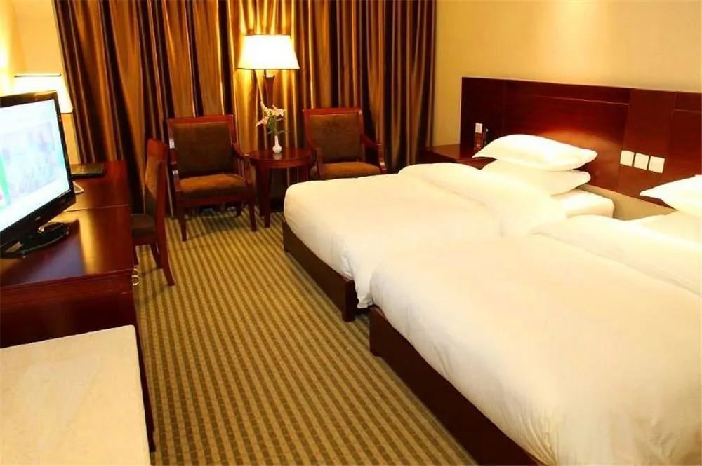 Adange Hotel