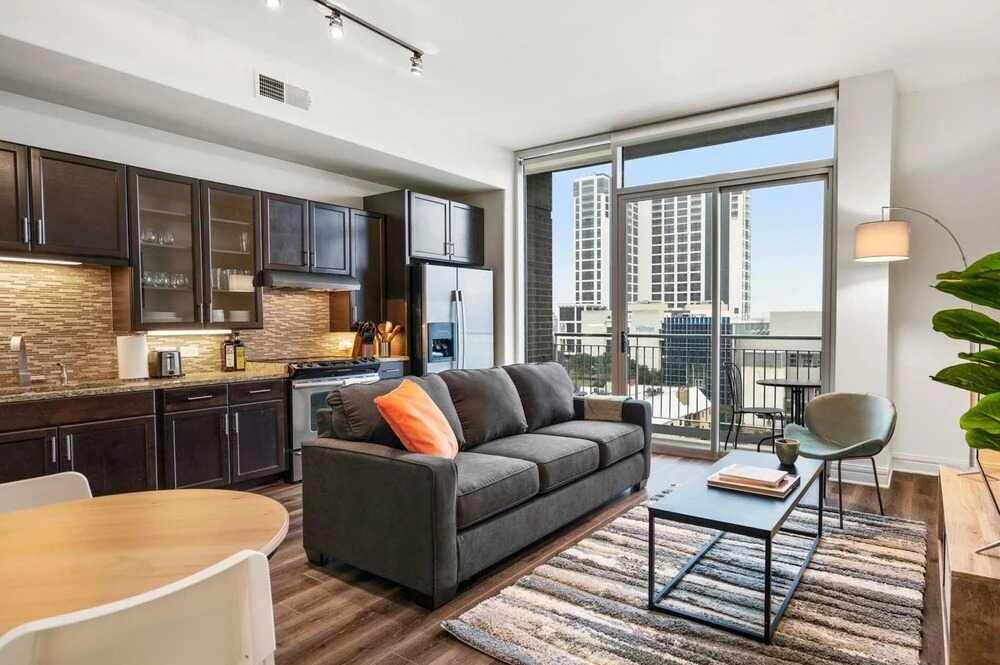 Austin Stylish 1BD 1BA Apartment
