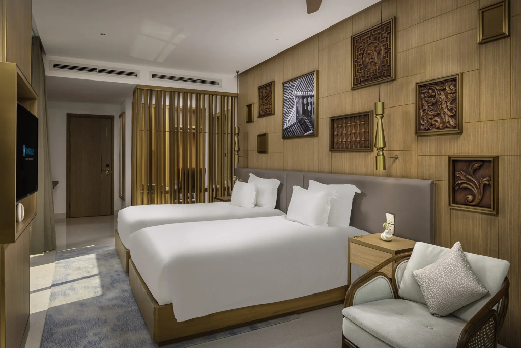 Wyndham Royal Beachfront Resort & Spa Danang