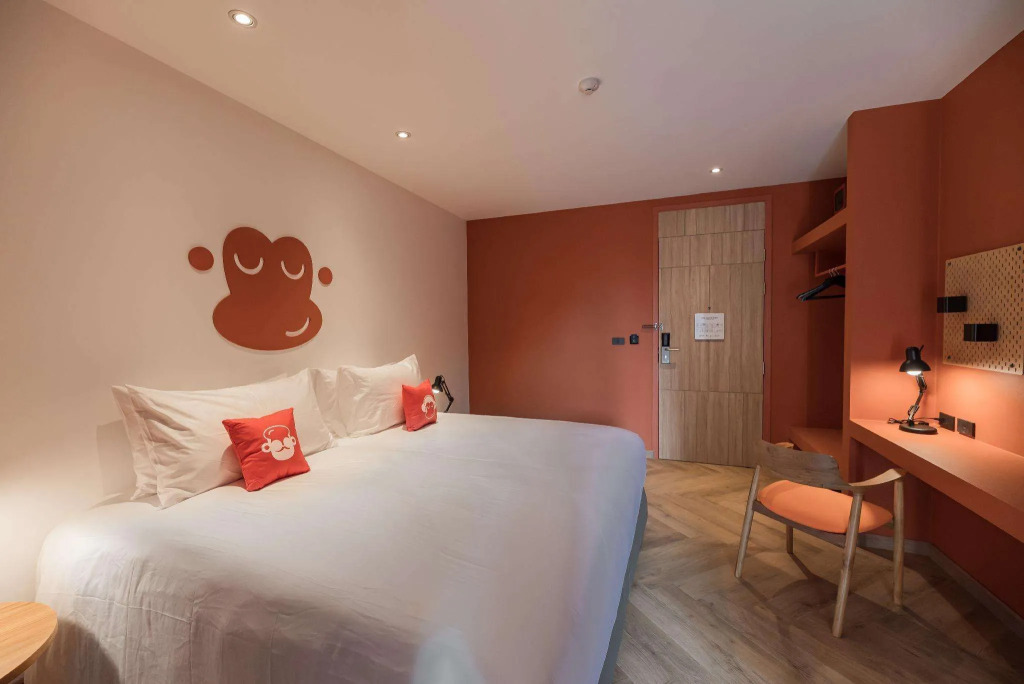 Blu Monkey Hub and Hotel Bangsaen