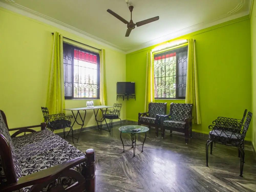 OYO 17115 Home Spacious Stay Morjim Beach