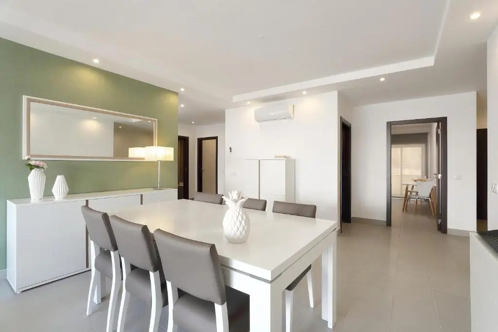 Original 3 Bedroom Downtown