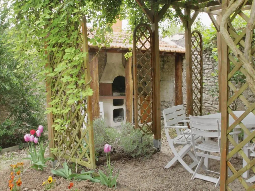 Gite Meung-sur-Loire, 4 pièces, 6 personnes - FR-1-590-96