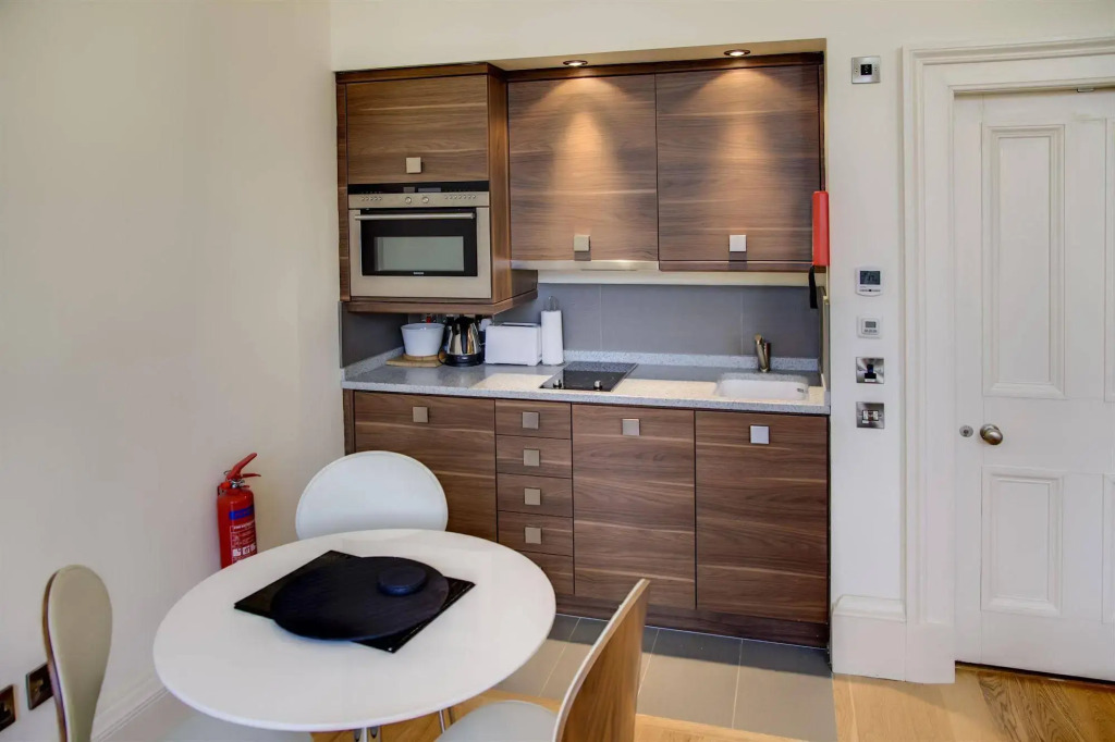 Clarendon Luxury Apartments
