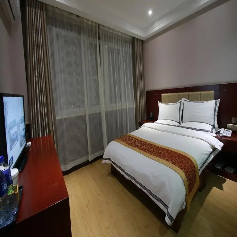 Starway Hotel Zhangye Runquan Lake