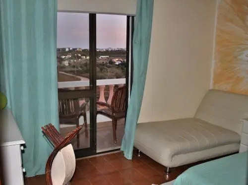 Casa Encosta do Sol