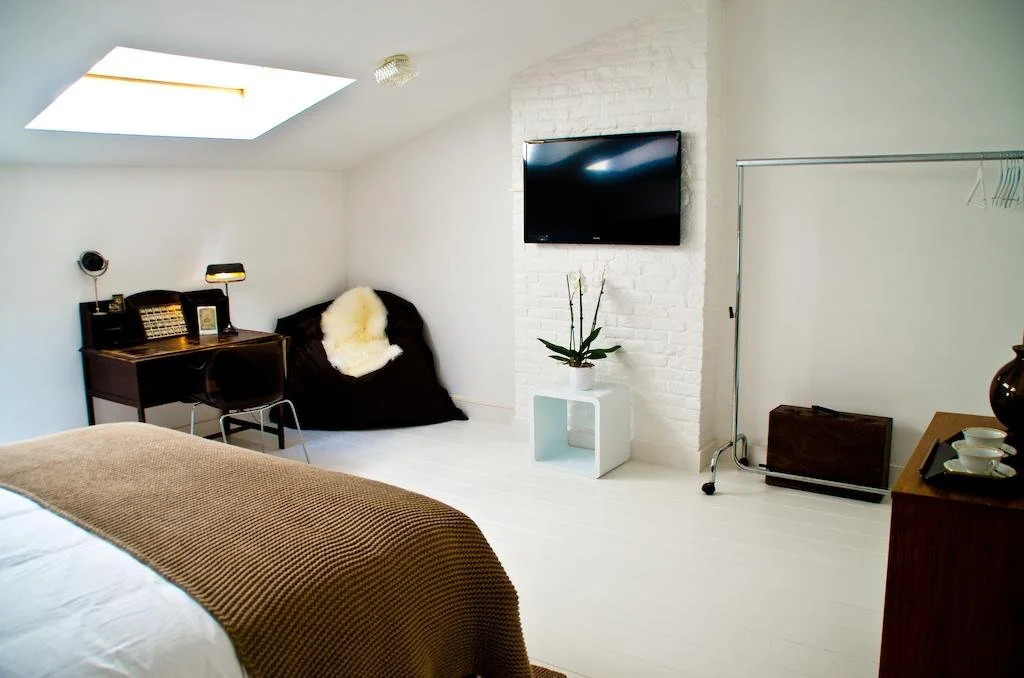 B&B House Ninety