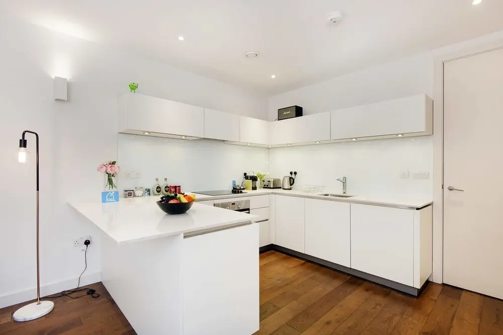 Bright Baker Street Apartment - AZS