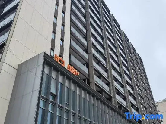 Port Apartment
