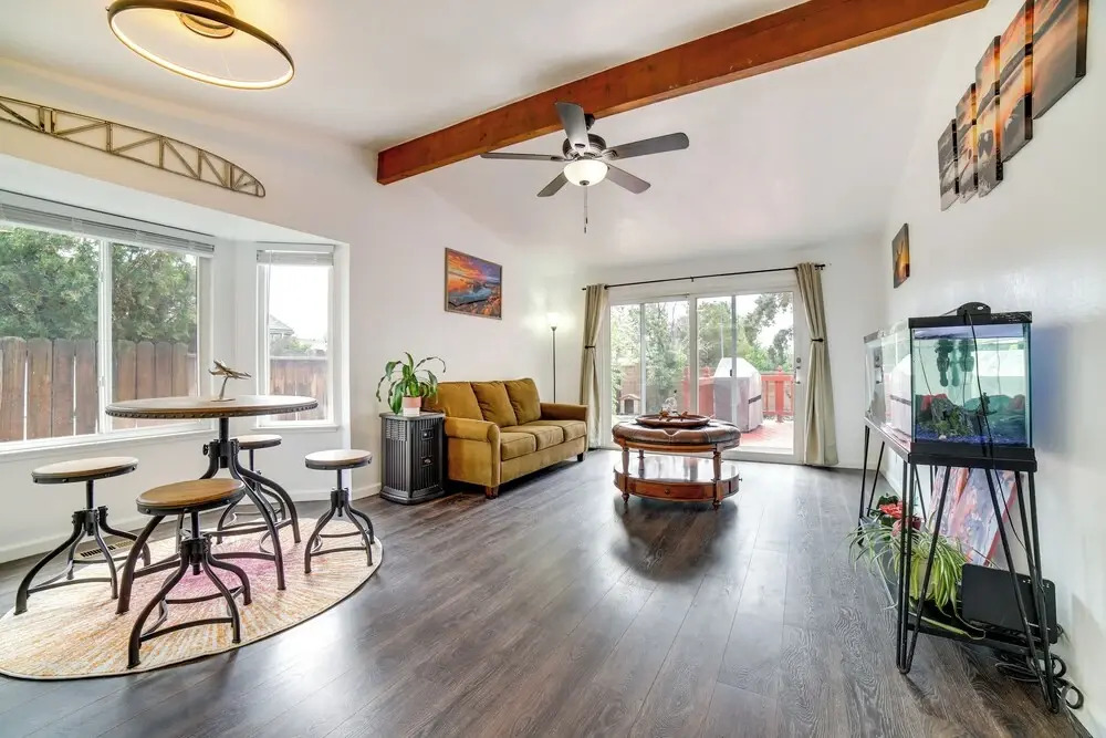 Pet-friendly Home w/ Hot Tub! 6 Mi to Dtwn Reno