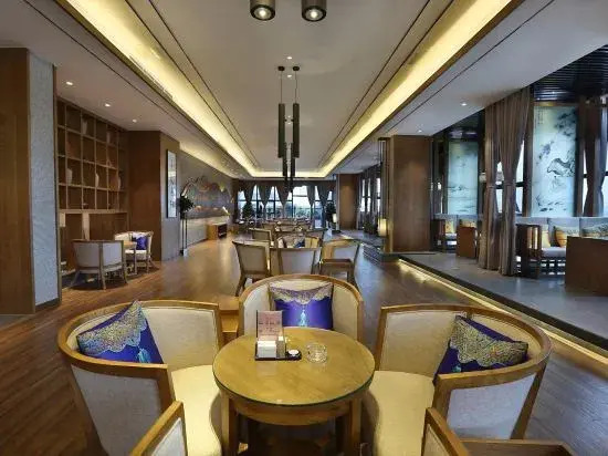 Lugui International Hotel