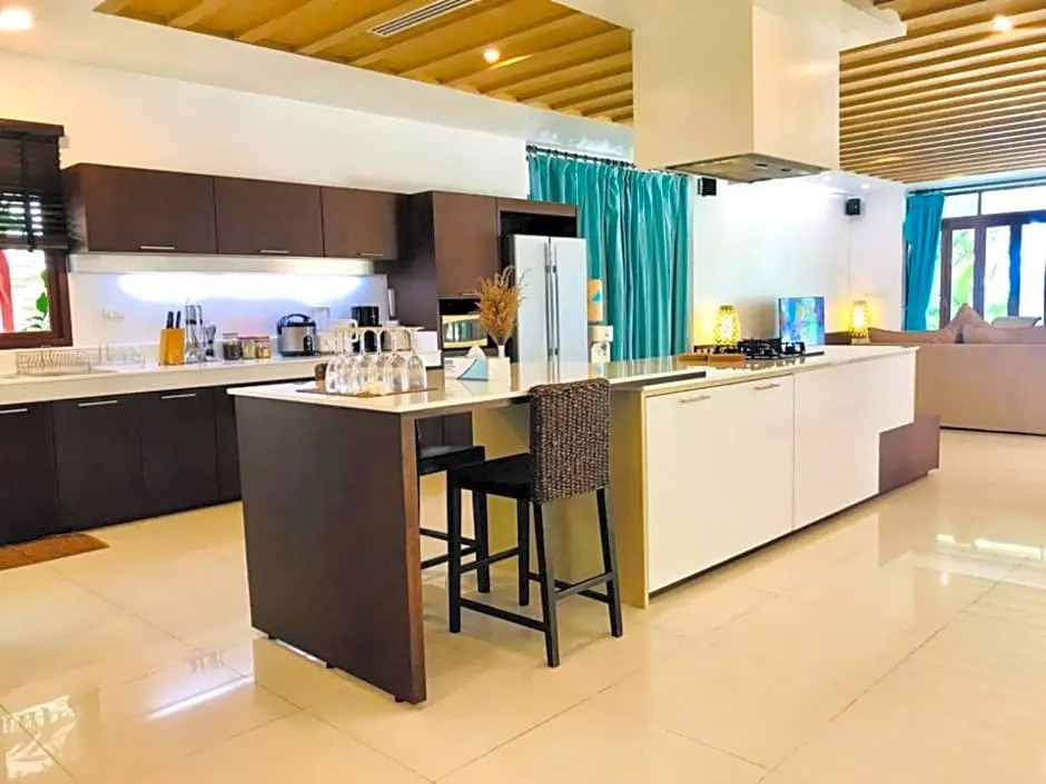 Amatapura Beachfront Villa 14, SHA Certified
