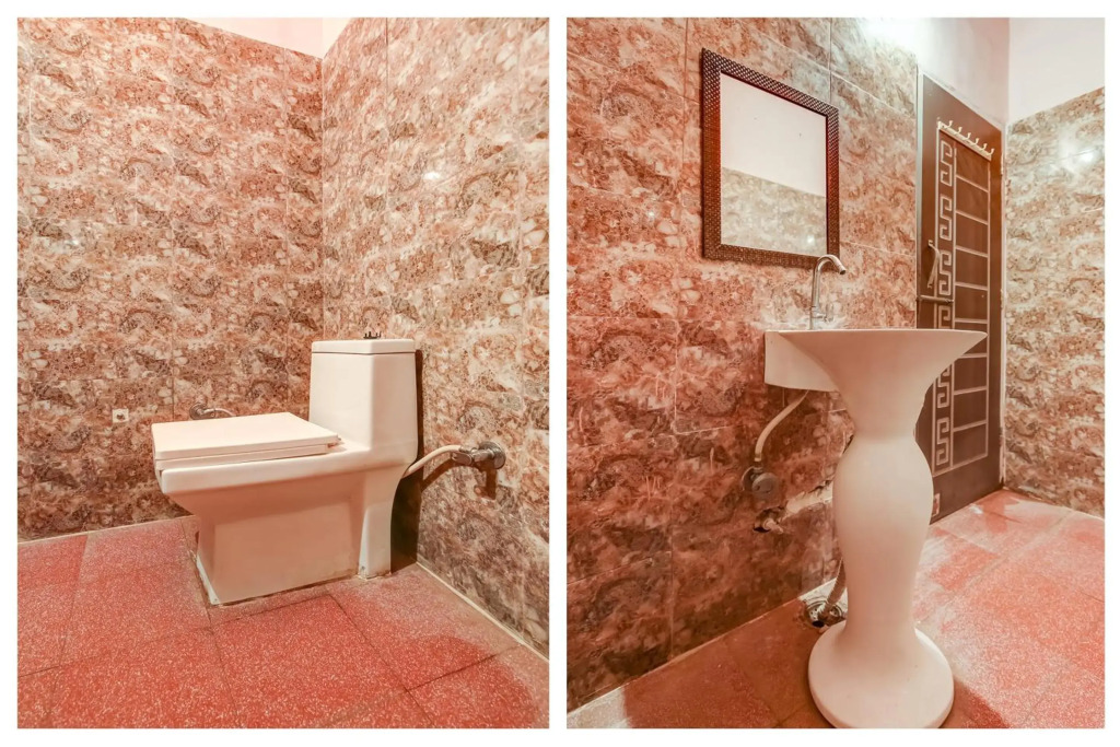 OYO Flagship 70340 Hotel Colour
