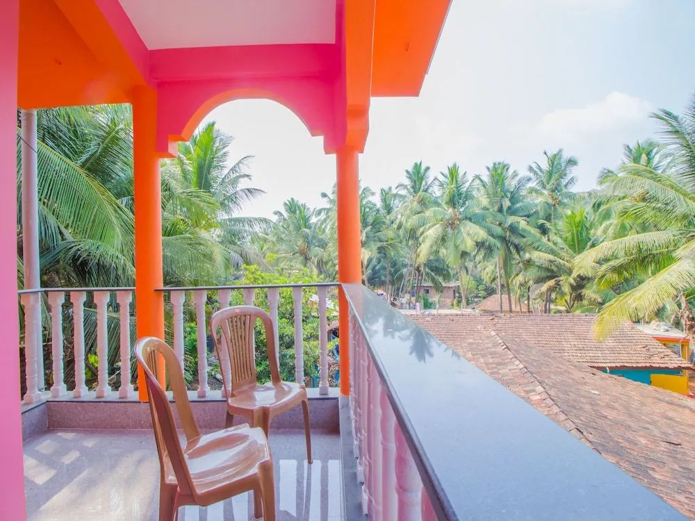 OYO 12705 Home Studio Hollant Beach