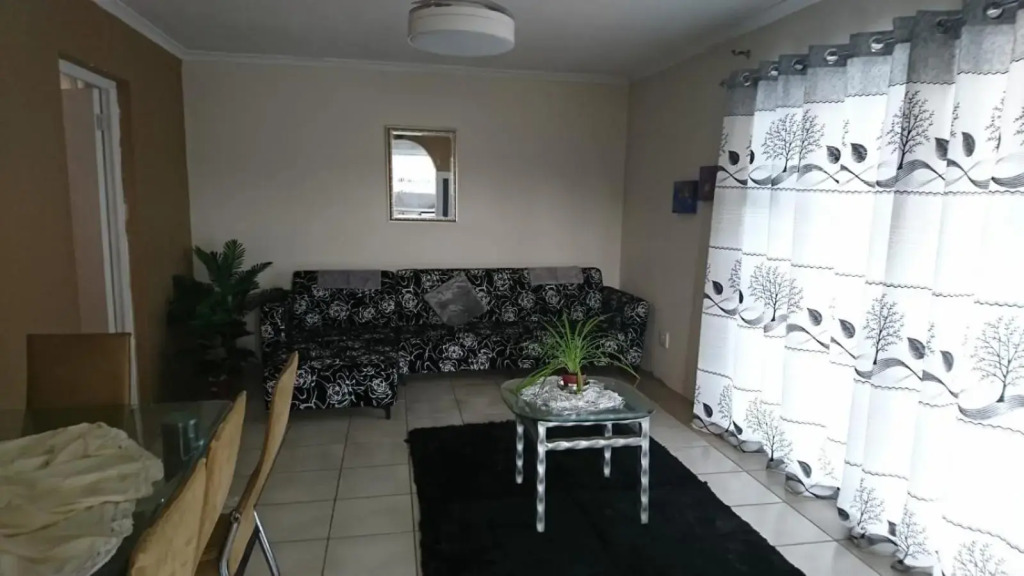 Sir James Self Catering