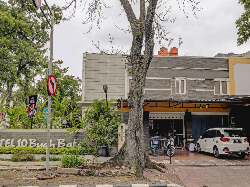 OYO 90278 Hotel Sepuluh Buah Batu Bandung