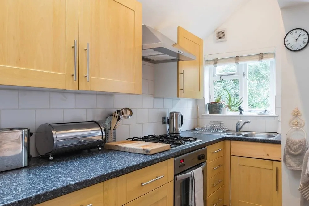 Gorgeous 2 Bed Fulham Flat With Garden