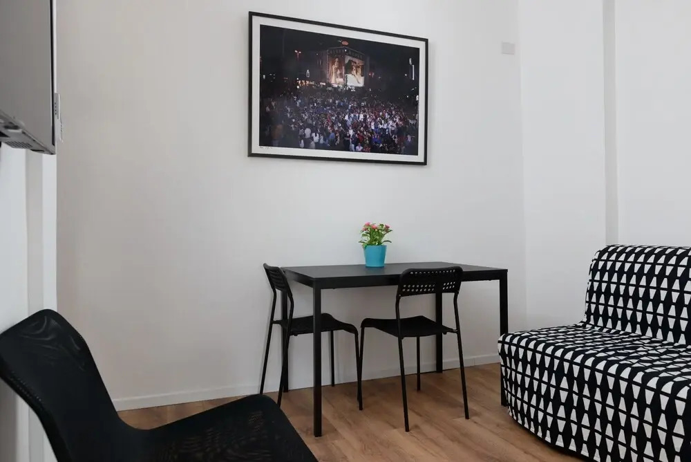 Herzel beach apartment