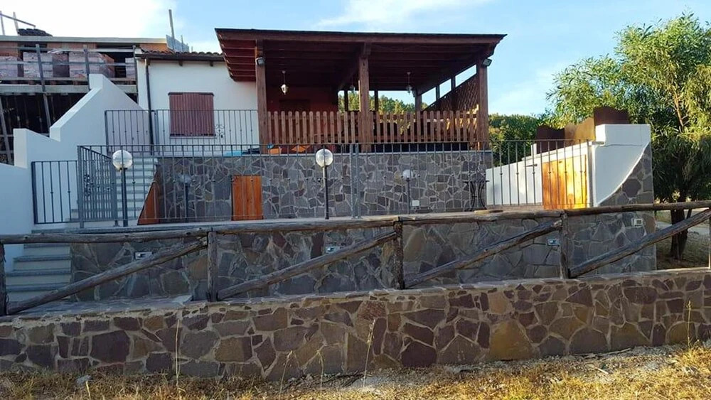 House With 2 Bedrooms in Porto Corallo, With Furnished Terrace and Wifi Near the Beach