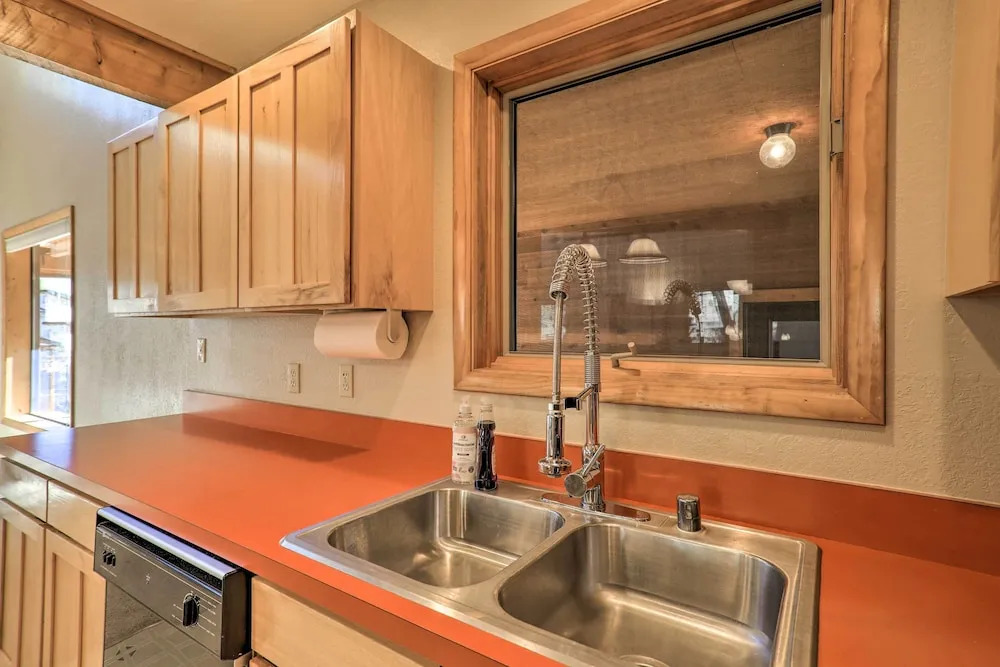 Pagosa Lakes Mountain Hideout w/ Community Perks!