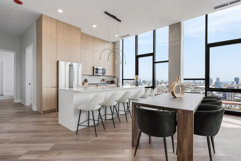 3 Top Notch Penthouses Ideal for Large Groups