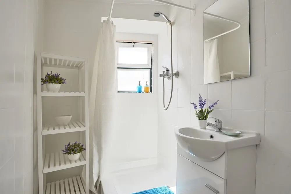 Graça and Alfama Heritage 3-BR Signature Suites by NestAtLisbon