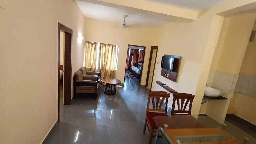 Hotel Sagar Tarang (Berries Group)