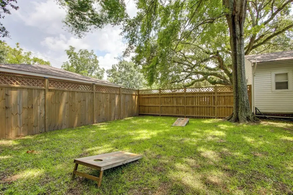 Walk to Beach, Gazebo w/ Hot Tub: Gulfport Gem!
