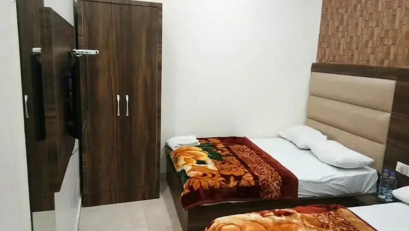 Dabassis Aparthotel