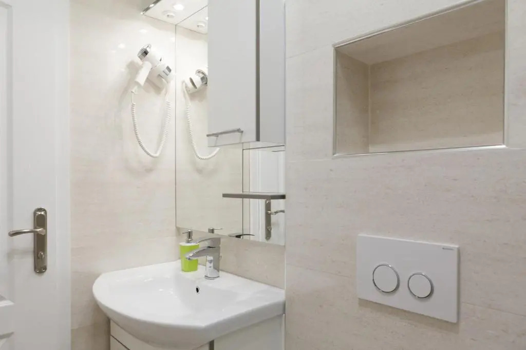 Riva Rooms