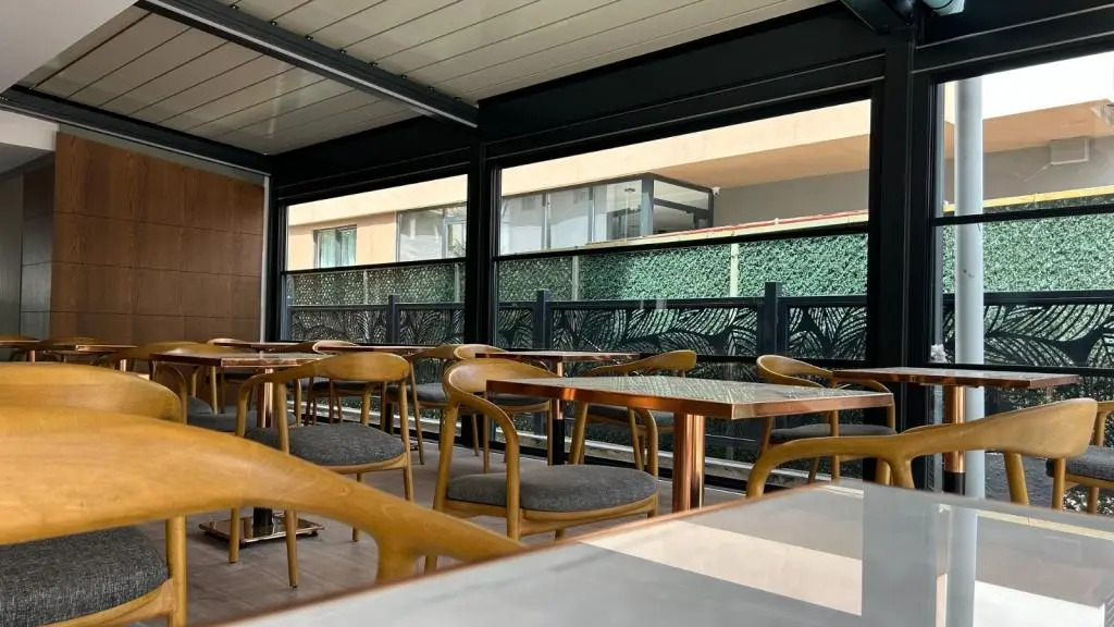 Sam Hotel
