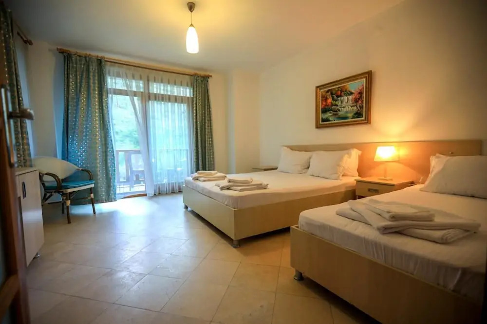 Yonca Hotel