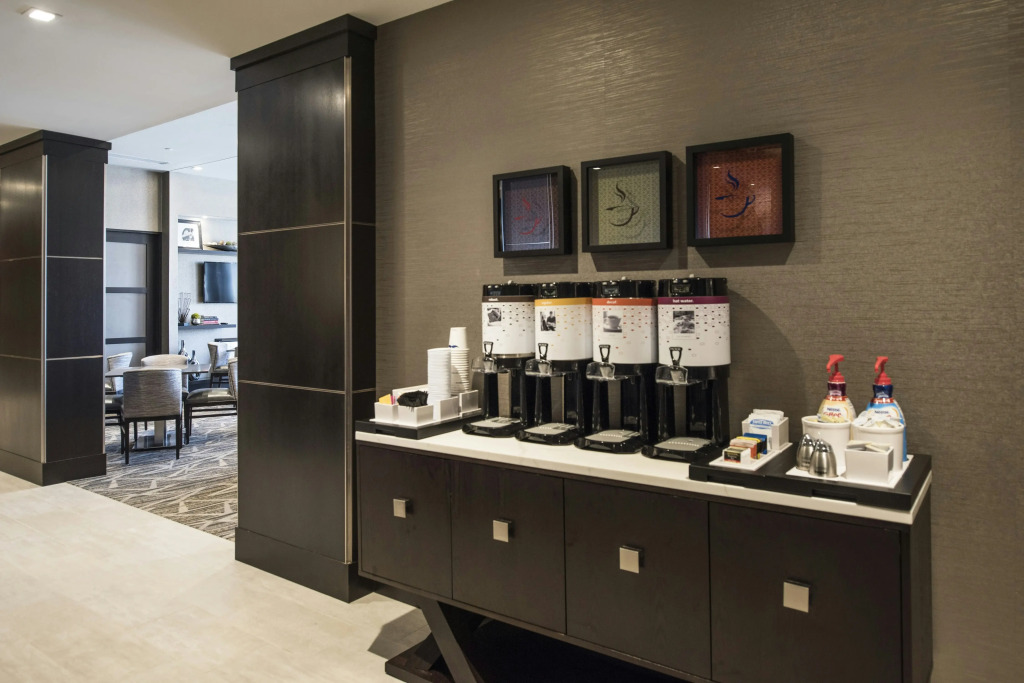 Hampton Inn & Suites Bridgewater, NJ