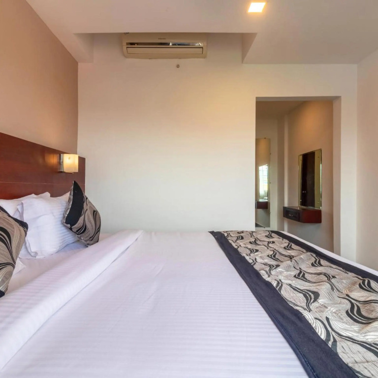 Zip By Spree Hotels Mangala Towers Thrissur