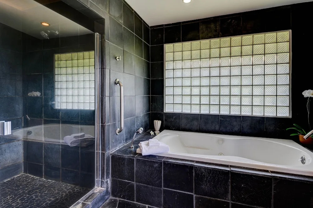 Aina Kai 3 Bedroom Home
