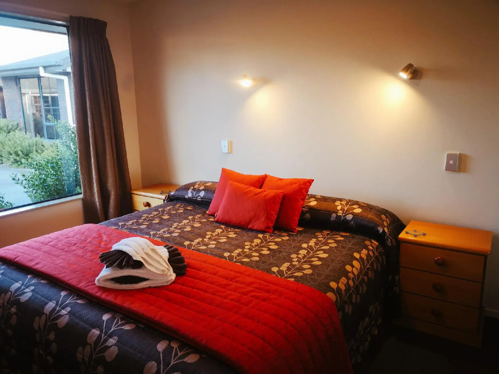 Aston Court Motel
