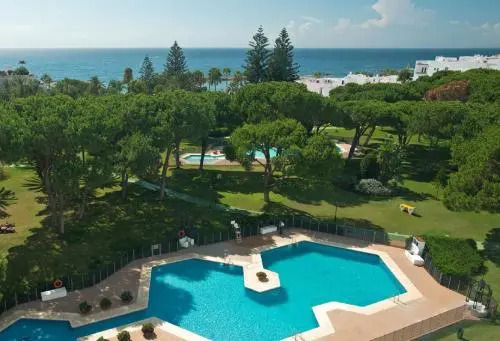 Beachside Luxury Apartment in Puerto Banus - Club Playas del Duque