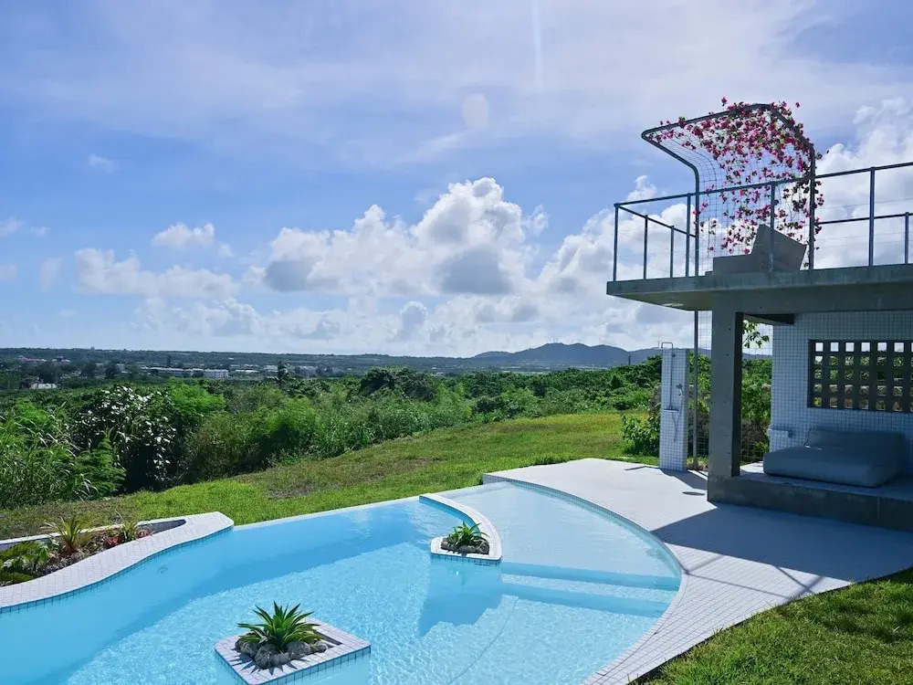 石垣ヒルズ® / ishigaki Hills®